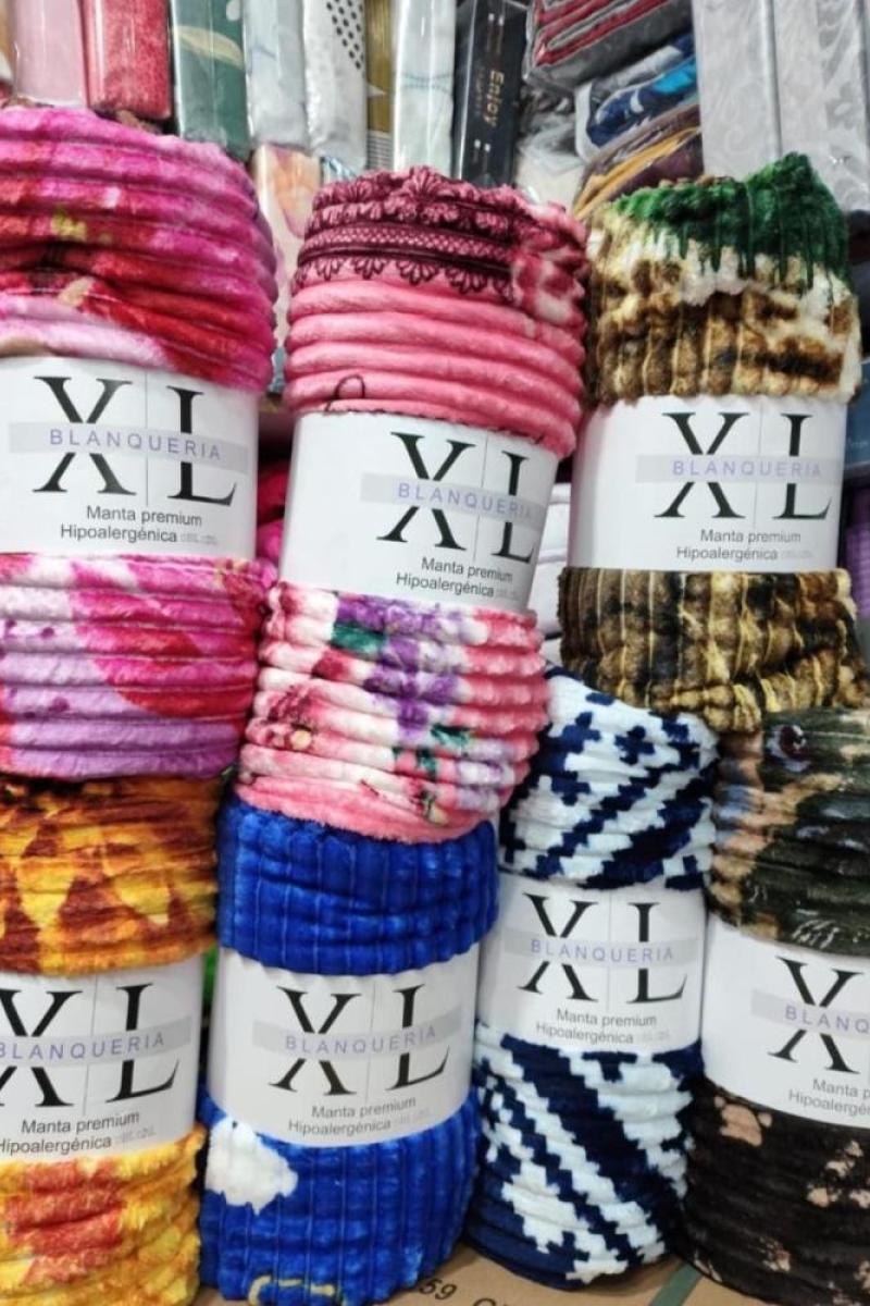 Manta Plush Acanelada