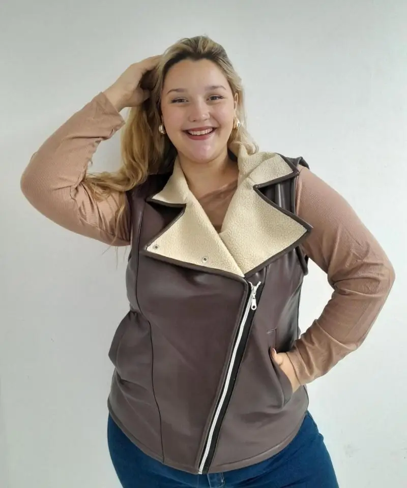 AGOTADO Chaleco ecocuero